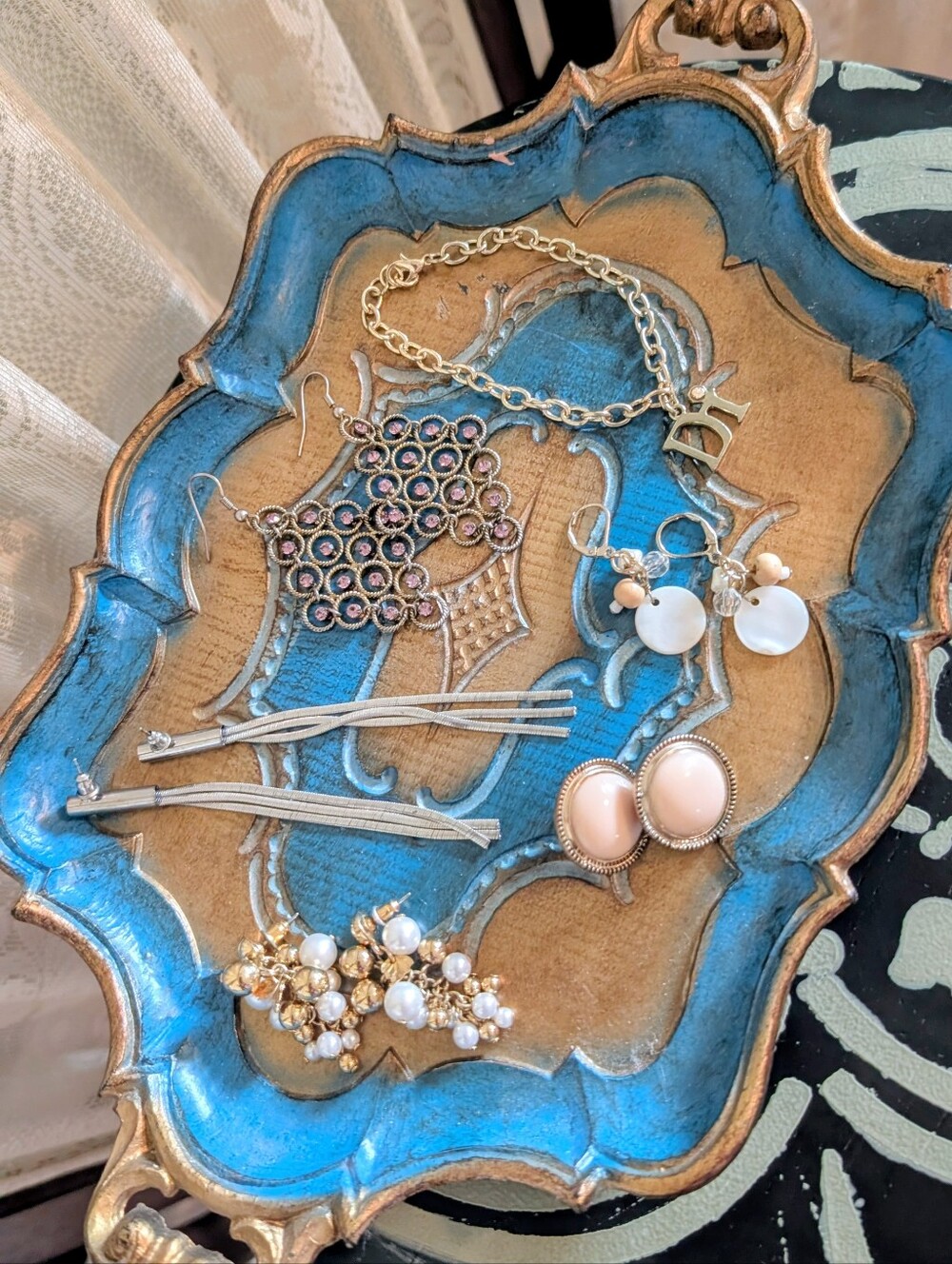 Gold Chain Necklace and Assorted Pink & White Women's Jewelry Set